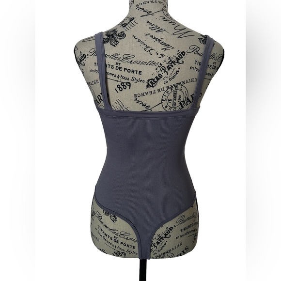 NWT Stretchy Thong Bodysuit | Adjustable Snaps | Soft Fit | One Size - Picture 2 of 2